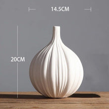 Load image into Gallery viewer, The Garlic Bulb Vase